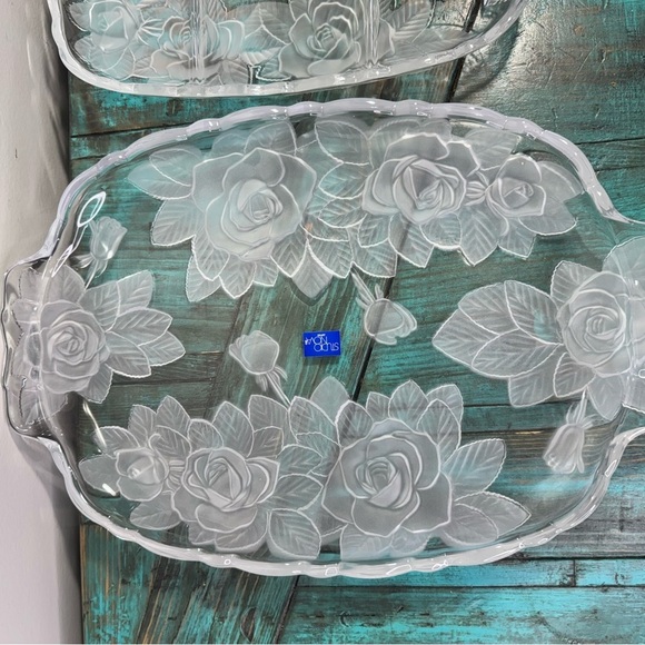 Studio Nova Vintage Winter Rose Set of 2 Trays Japan Floral - Picture 8 of 16